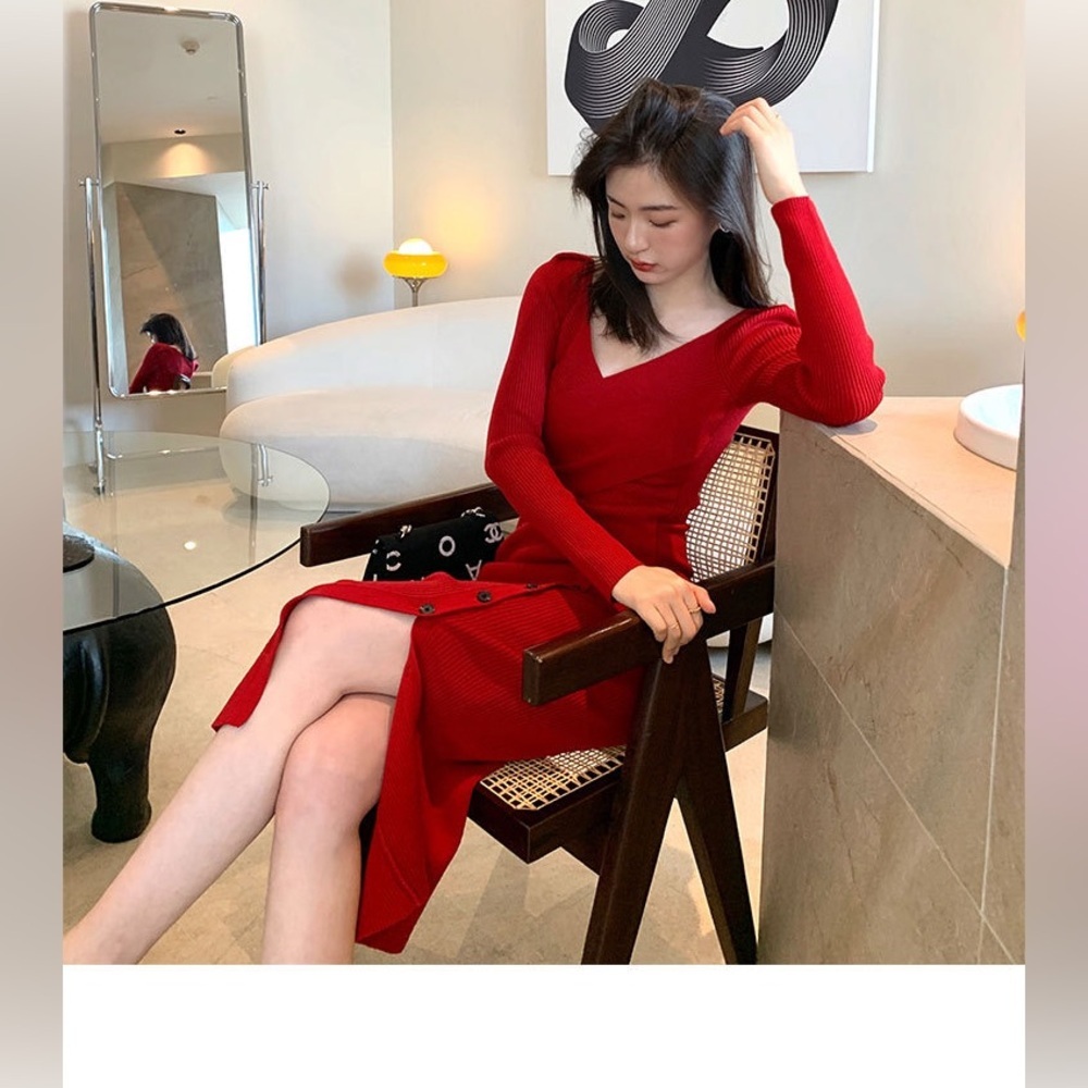 Ada Miss Cherry red knit dress with buttoned details - Picture 5 of 7